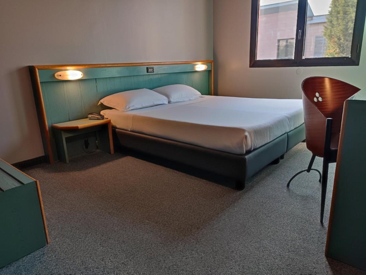 Stay Hotel Brunello Dış mekan fotoğraf